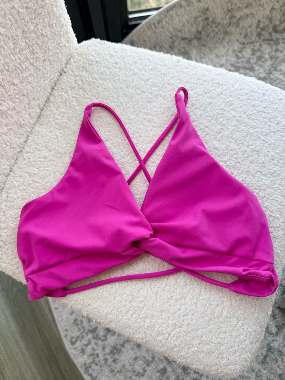 Women’s Fuchsia Twist-Front Bralette